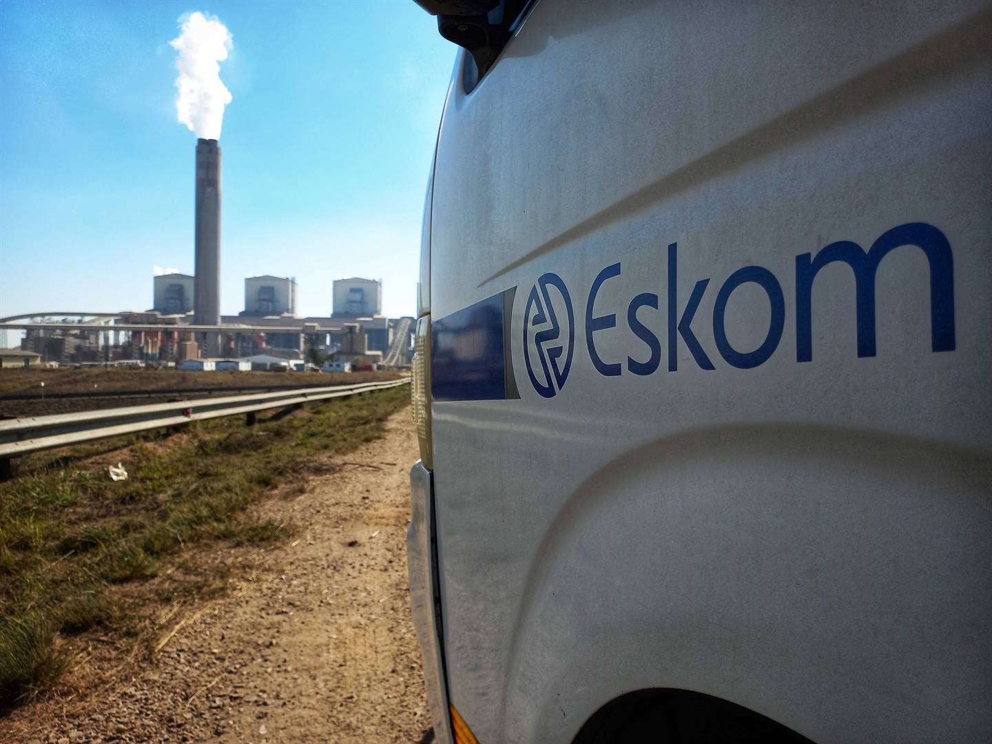 Eskom Suspends Operations in a Cape Town Suburb following an Assault on Staff Members.