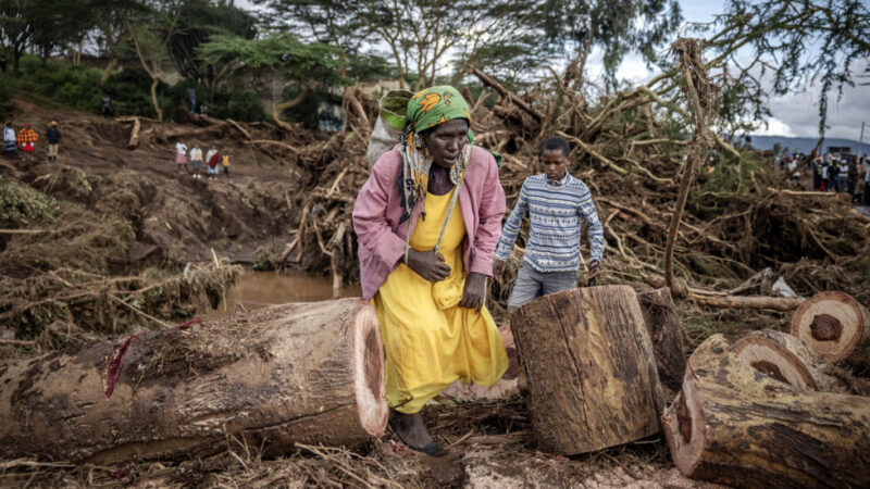 Kenya: Ruto Visits Flood Victims; People Living In High-risk Areas Are Told To Leave