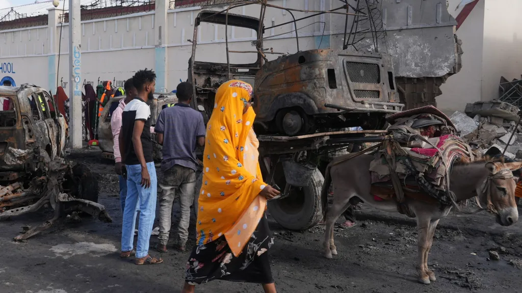 Somalis Watching The Euro Football Final Are Killed By A Car Bomb