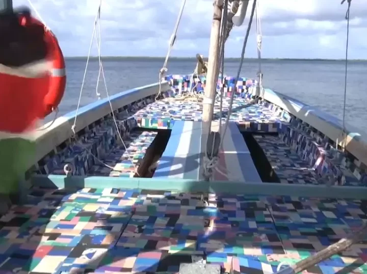 Kenya: Islanders Recycle Plastic Debris that has Washed Up into Boats