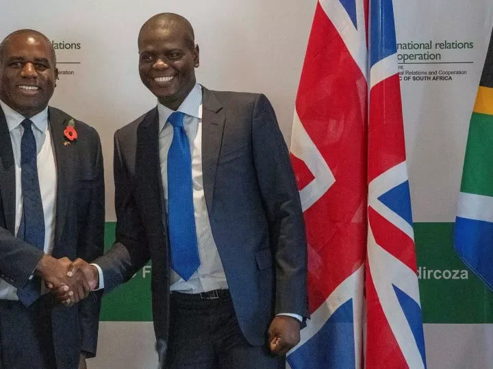 South Africa, UK sign Bilateral Agreements, agree to bolster Trade and Defence Ties