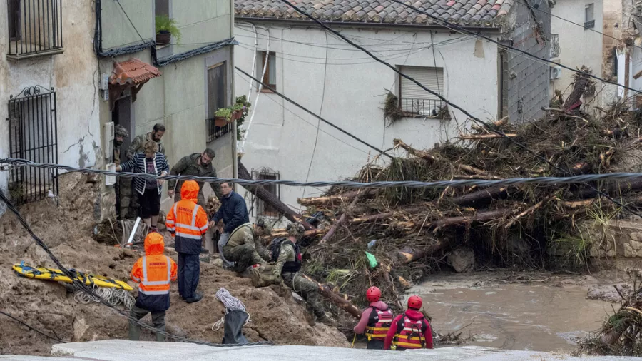 More Troops are Sent by Spain to help with Search and Cleanup Efforts