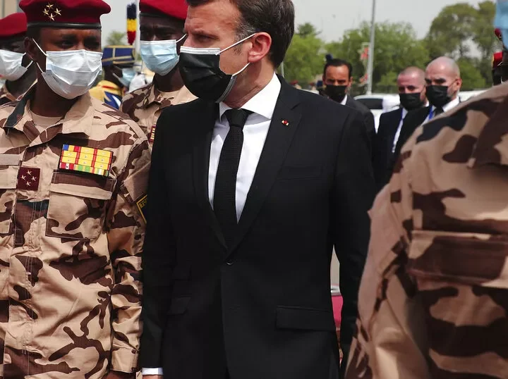 In Response to the Increased Deadline, France Quickly withdraws its Troops from Chad