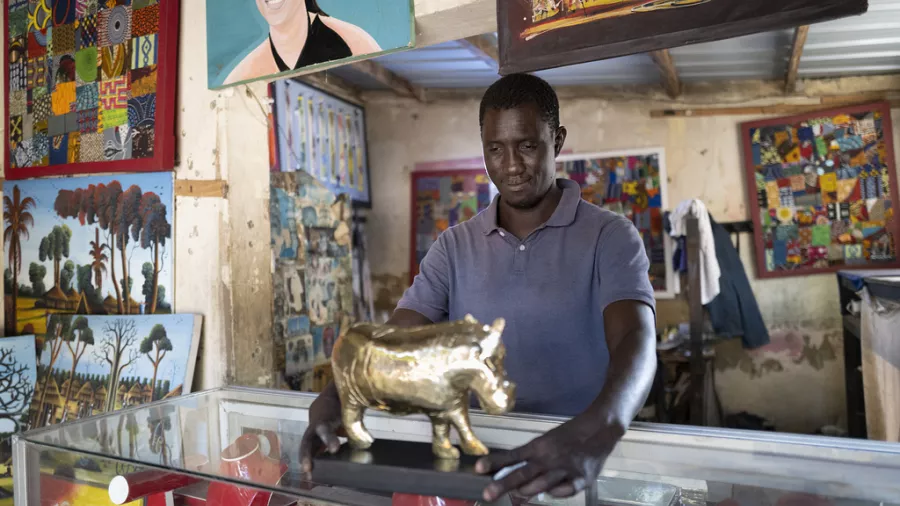 Arrival of the Hippopotamus Motif at the Dakar Biennale