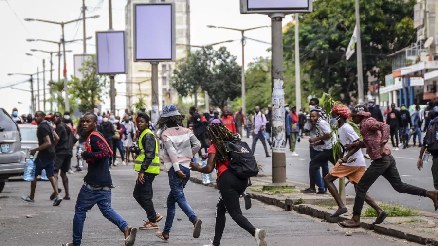 Mozambique Erupts in Violence Following an Election Court Verdict, Leaving 21 People Dead