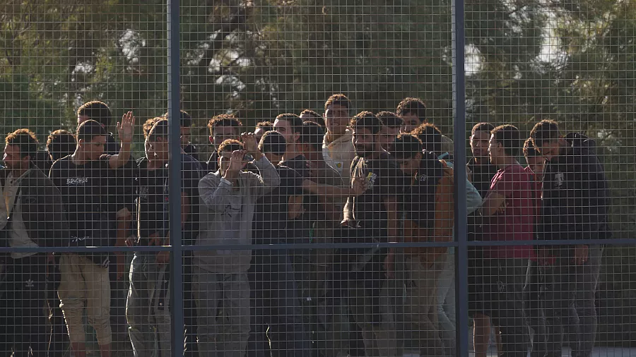 Greece Declares That it is Not an Open Corridor to Europe” and Cracks Down on Irregular Migration