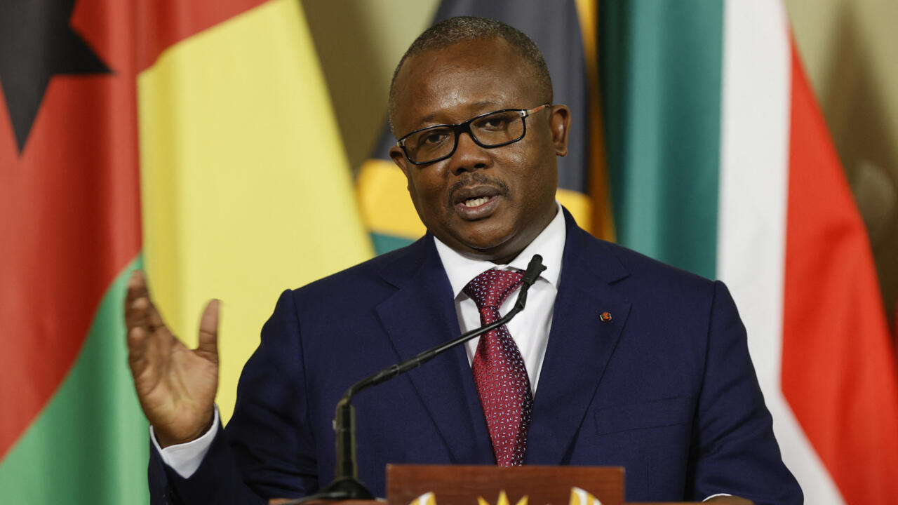 As The Election Draws Closer, Guinea-Bissau’s President Fires the Prime Minister