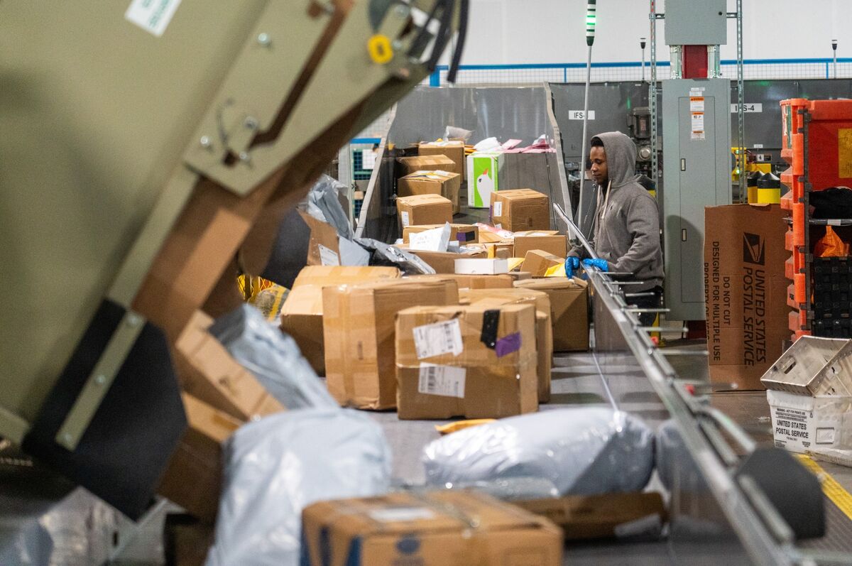 Due to Tariff ‘Ambiguity,’ International Postal Providers Halt Parcel Delivery to the United States