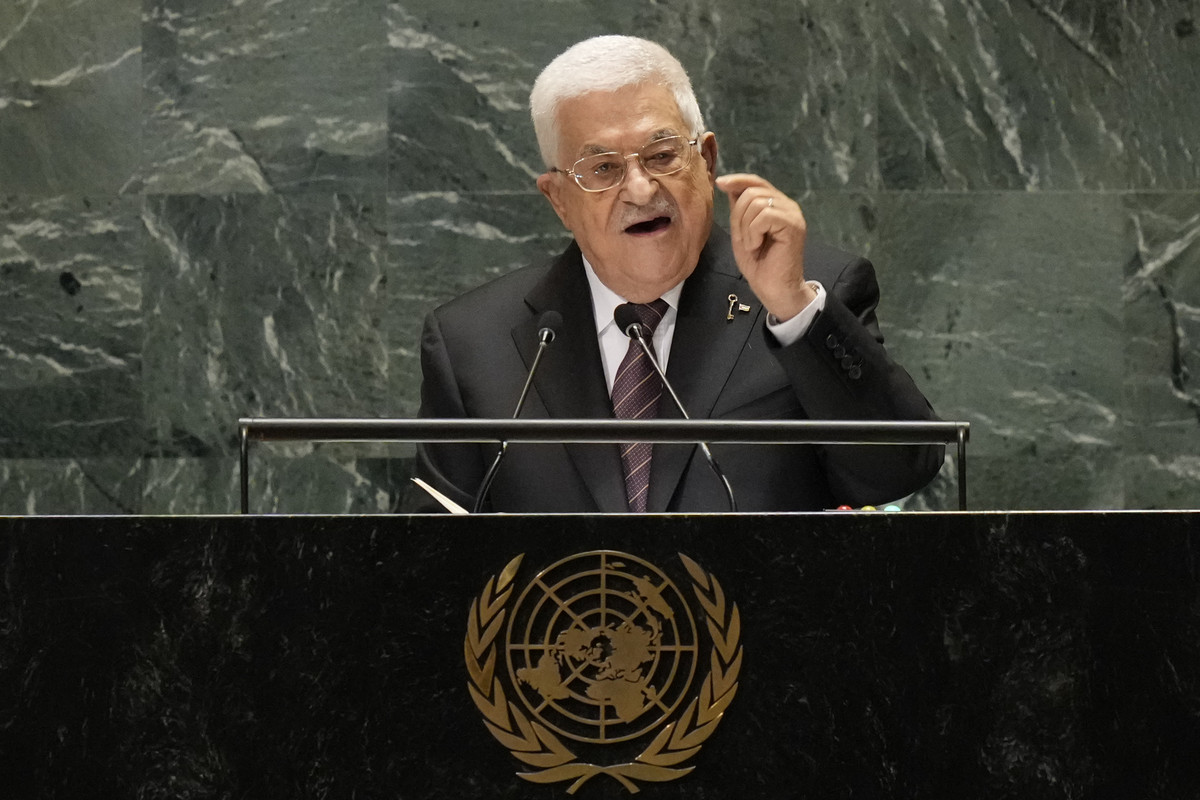 At the UN General Assembly, The Palestinian President Condemns the October 7th Incident