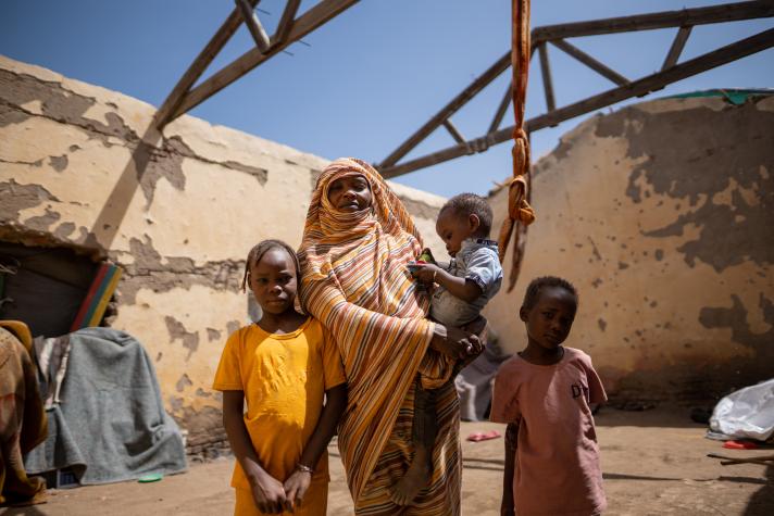In the Midst of a Civil Conflict, Sudan’s Unsung Heroes Risk Their Lives to Feed and Heal