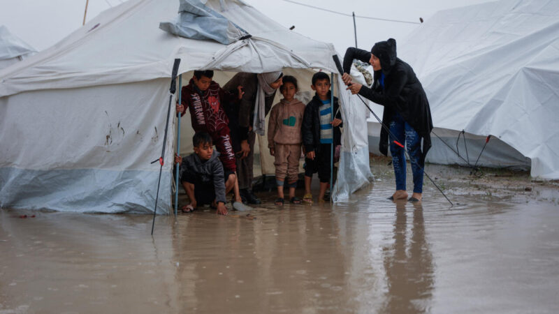 According to the UN, a Strong Winter Storm Puts 800,000 Displaced Palestinians at Danger