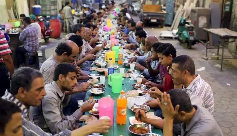 Ramadan: During the Islamic Holy Month, an Egyptian Charity Provides Help