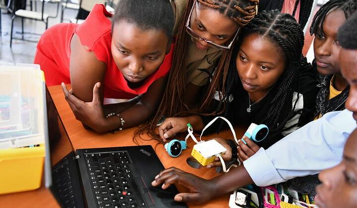 African Children win a Global Prize for An AI Teaching System that Doesn’t Need the Internet