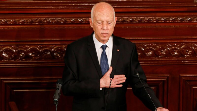 Tunisia’s President Removes Minister of Energy and Trade