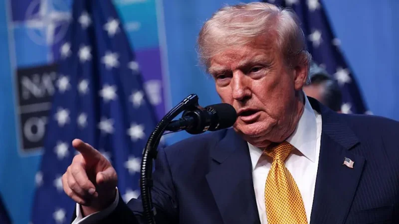 Trump Promises to Reinstate the Sea Blockade While Iran Attacks US Bases