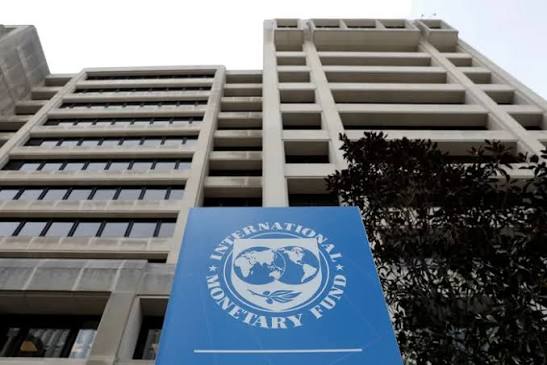 Amid Geopolitical Tensions, the IMF Lowers its Prediction for Global Growth