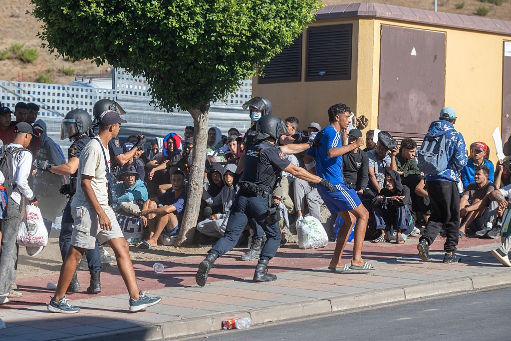 Rising Tensions Lead to Clashes Between Police and Anti-migrant Protestors in Ceuta