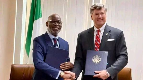 Nigeria, US ink Pact to Boost Investment in Mining